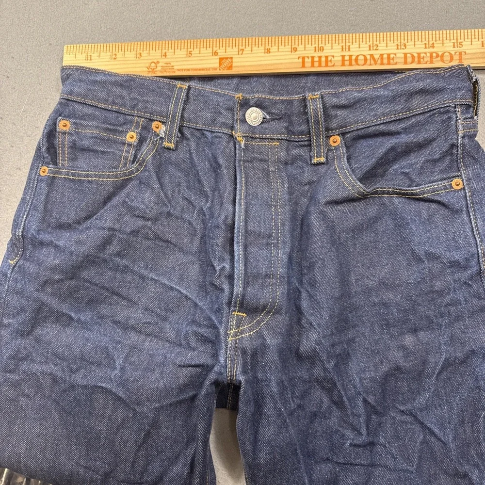 Levi's 501 Straight Fit Men's Jeans Button Fly 31×32 (actual 31×31)‎